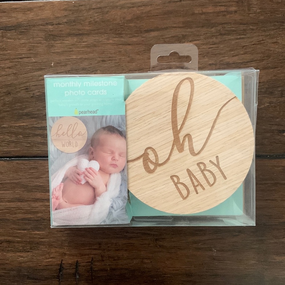 NWT Monthly Milestone Photo Cards